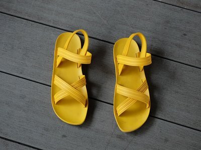 Womens yellow shoes