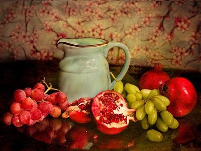 Milk and fruits