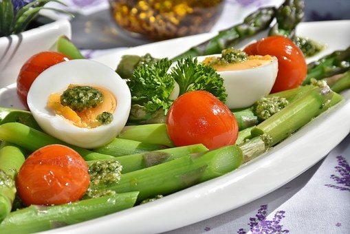fresh salad with asparagus