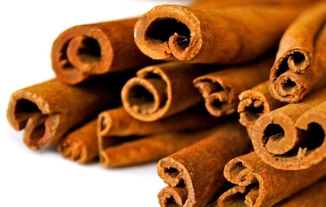 Cinnamon sticks