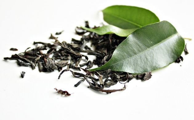 Dried green tea