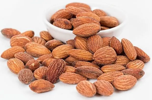 almonds and vitamin B2