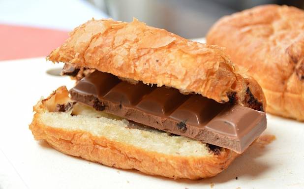 Bread with chocolate
