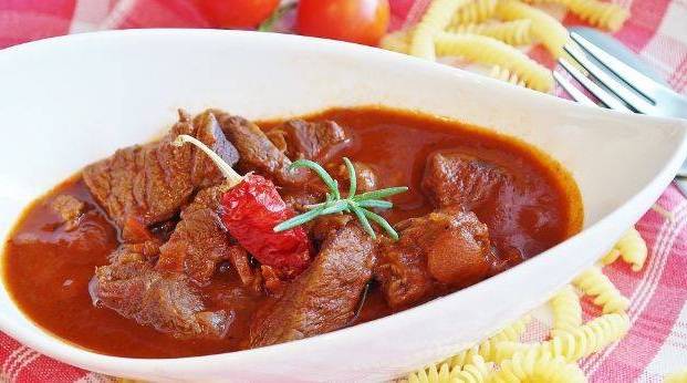 Red meat goulash