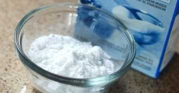 Baking soda for white spots