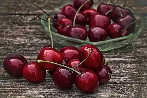 Cherries - nice fruit to eat when you are pregnant